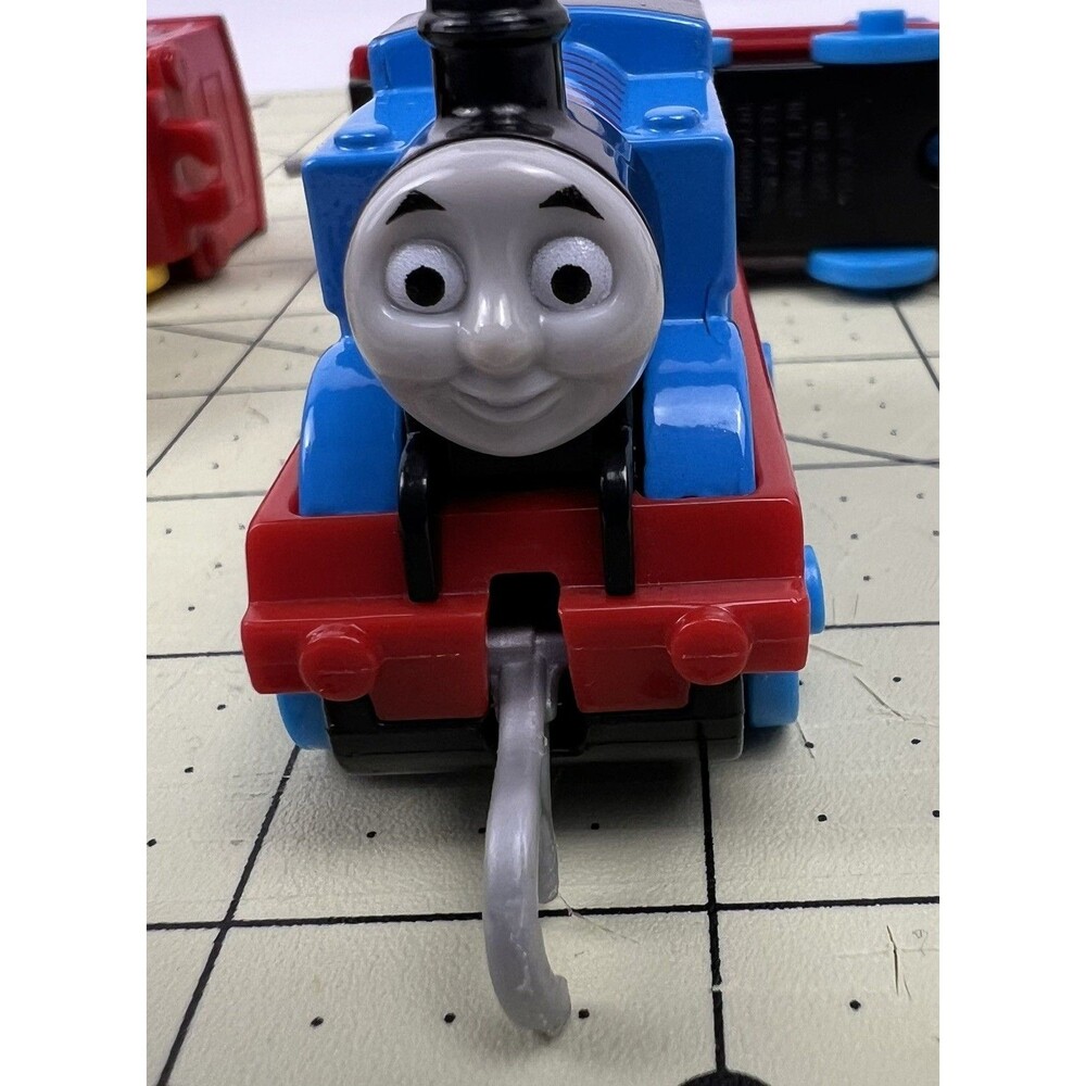 Lot of  Thomas the Train & Friends Diecast Gullane Mattel Trains 2018 - Picture 11 of 11